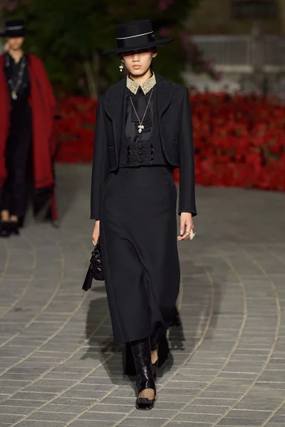 Look 29